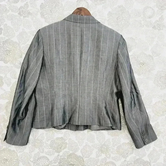 Talbots Womens Mohair/Wool Blend Grey Pinstripe Blazer Jacket Size 16 - Picture 2 of 6